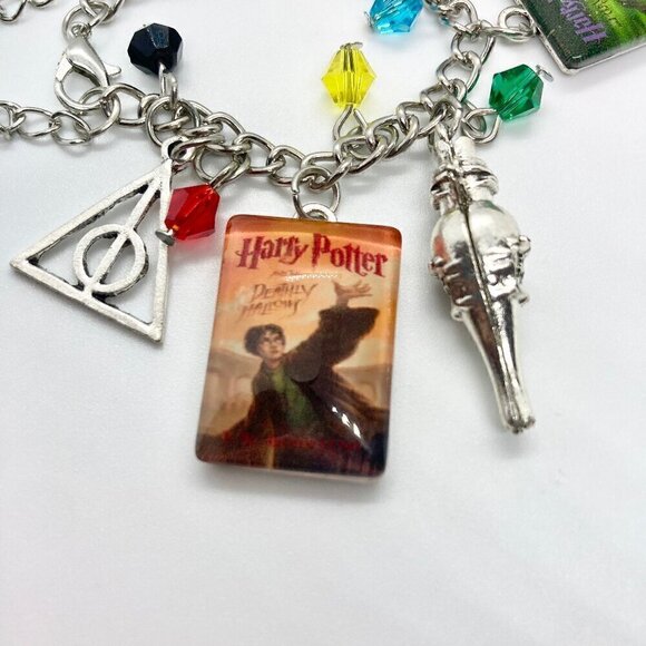 Harry Potter Book Cover Charm Bracelet Handmade - Picture 6 of 10